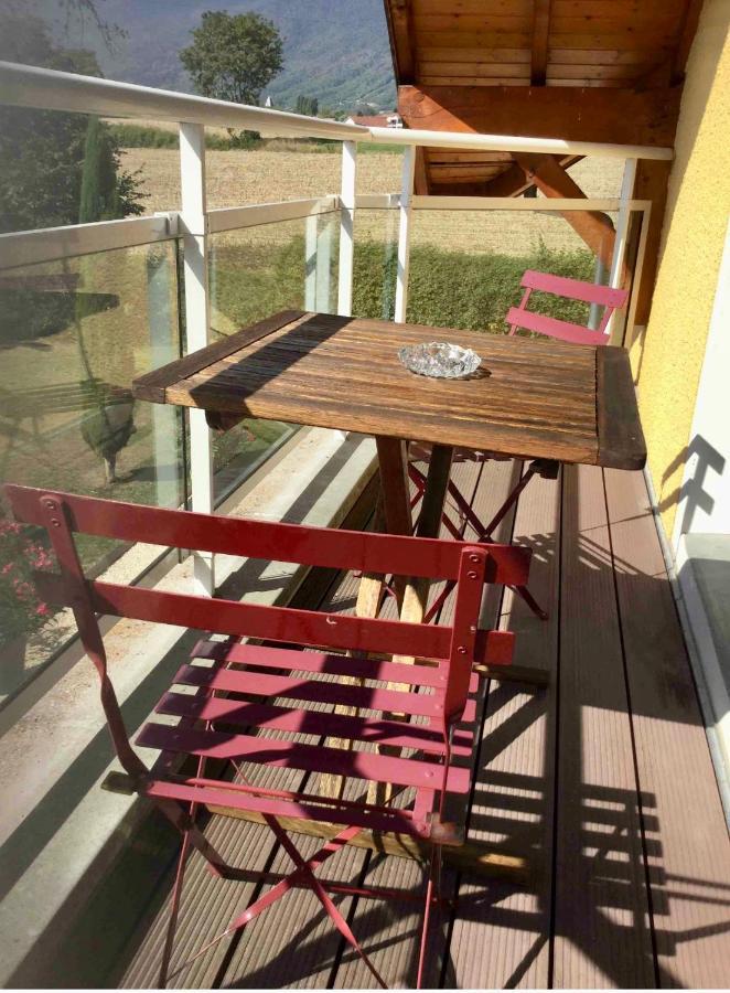 Location Chambres Le Panorama - Aeroport Geneve - Pays De Gex Chevry  Esterno foto
